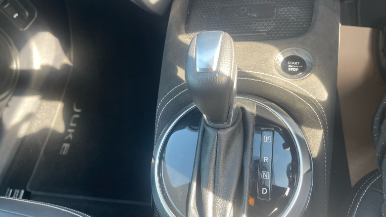 Nissan Juke 1.0 DiG-T Tekna+ 5dr DCT Petrol Hatchback